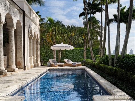 tommy hilfiger palm beach house.